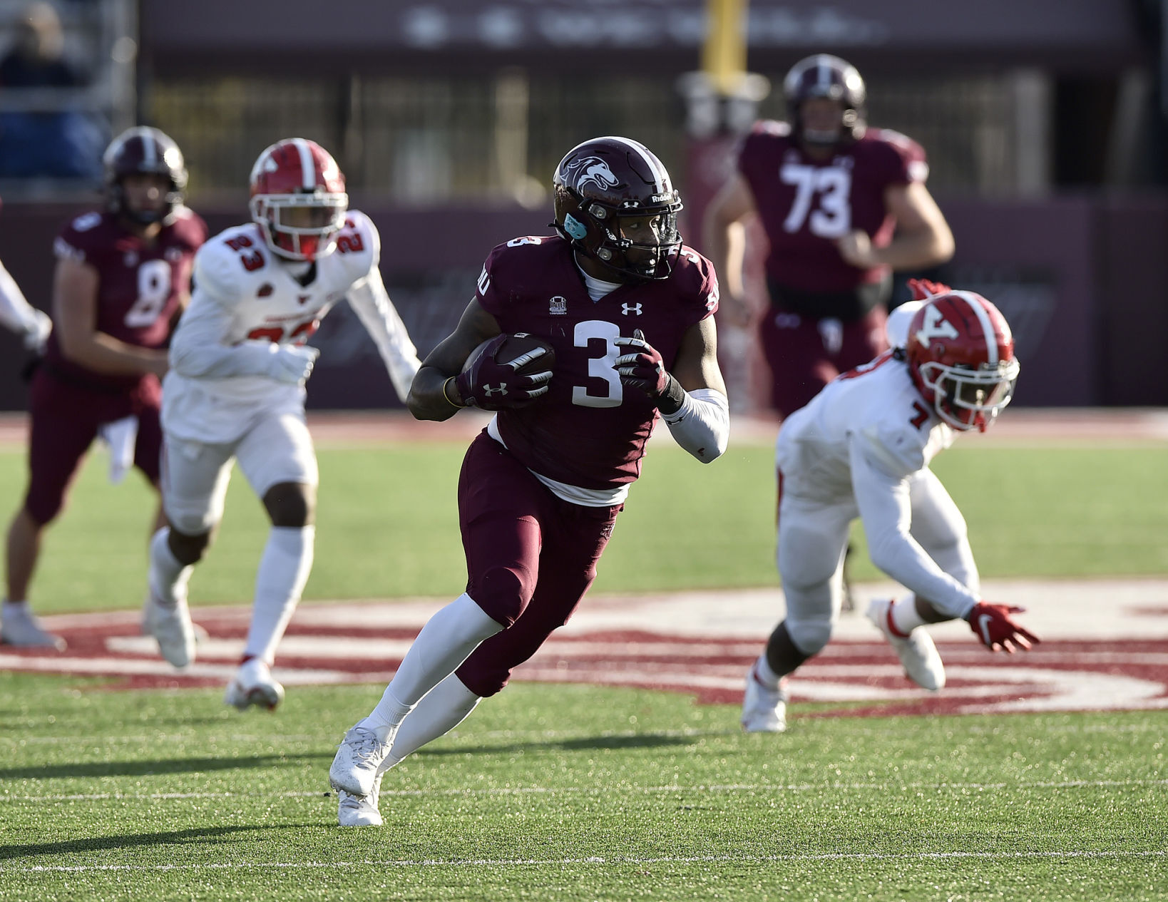 112121-spt-siu-fb-17.jpg